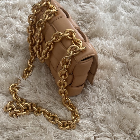 ✨Bottega Veneta cassette bag in the color Almond ✨ - Picture 5 of 7